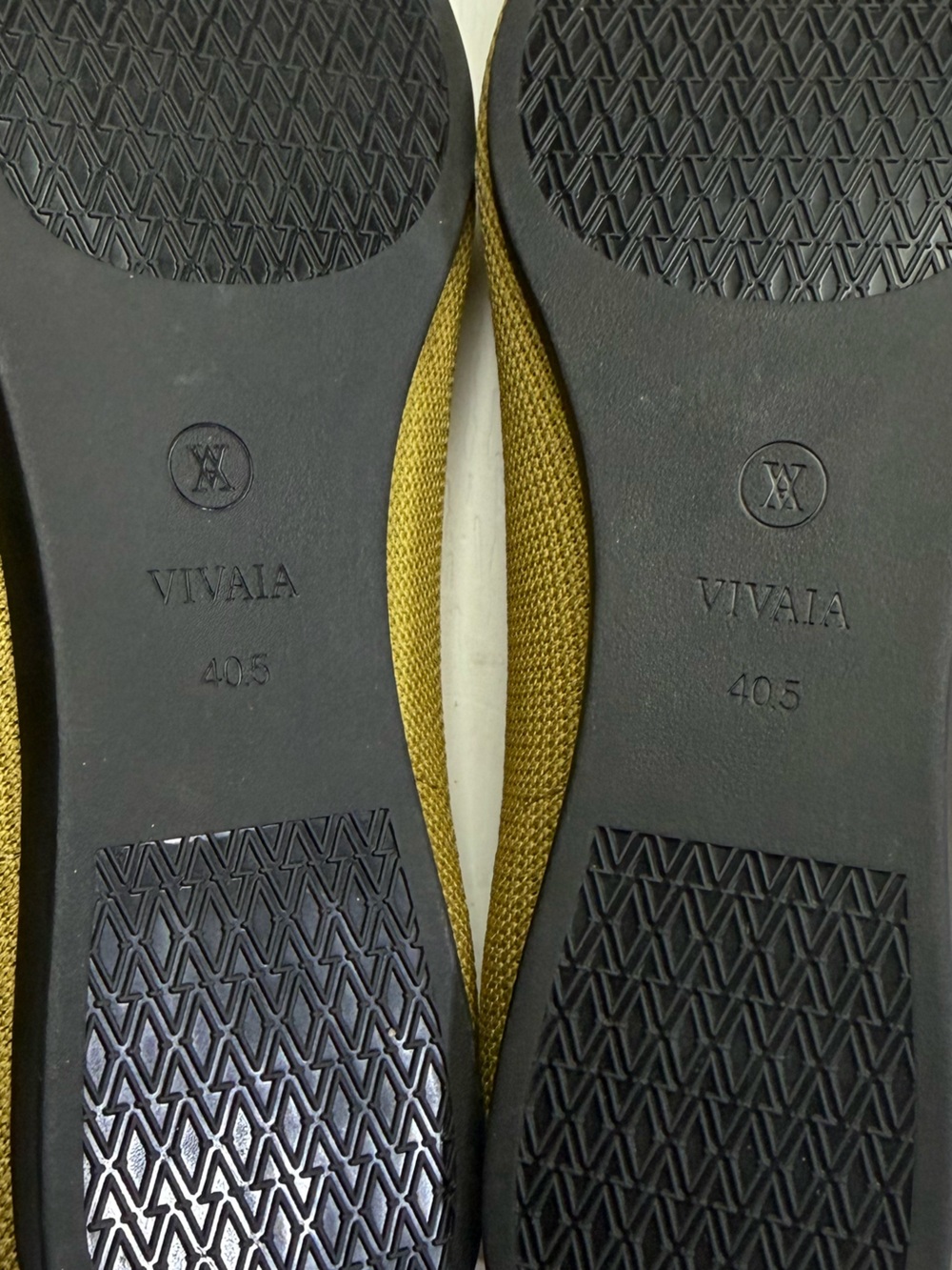 Vivaia Aria 5 Pointed Toe Ballet Flats in Olive Green- Size 40.5 - Picture 10 of 11